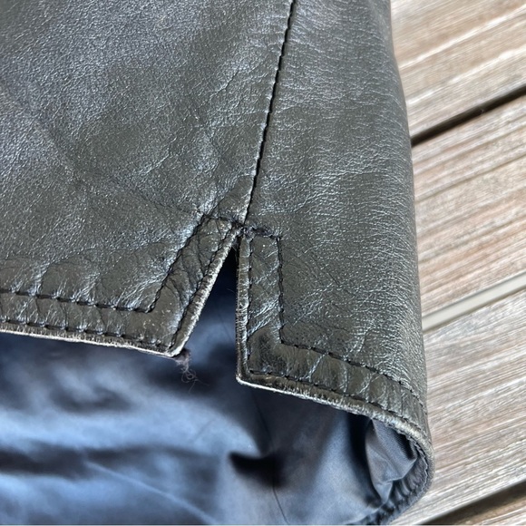 VTG 80s CHIA Distressed Leather Biker Vest Harley Davidson Eagle Patch Korea Med - Picture 6 of 16